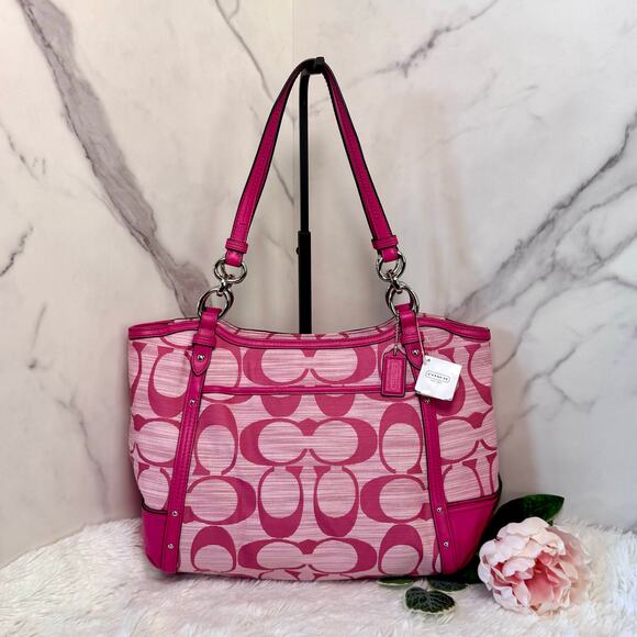 NWT Coach Alexandra Signature C Shoulder Bag Pink with Silver Hardware - Picture 2 of 13